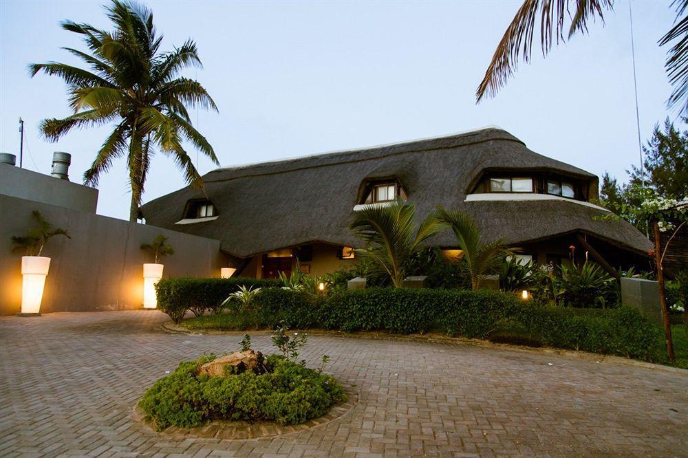 Barra Beach Club Inhambane Exterior photo