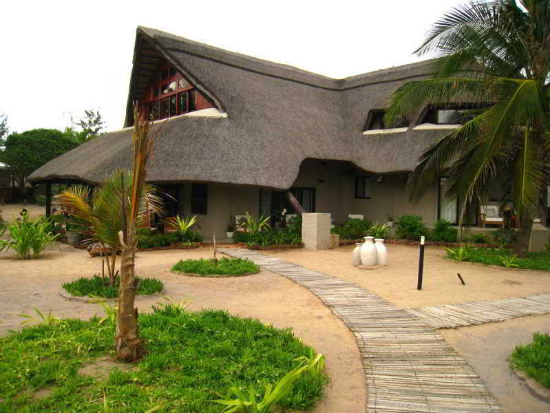 Barra Beach Club Inhambane Exterior photo