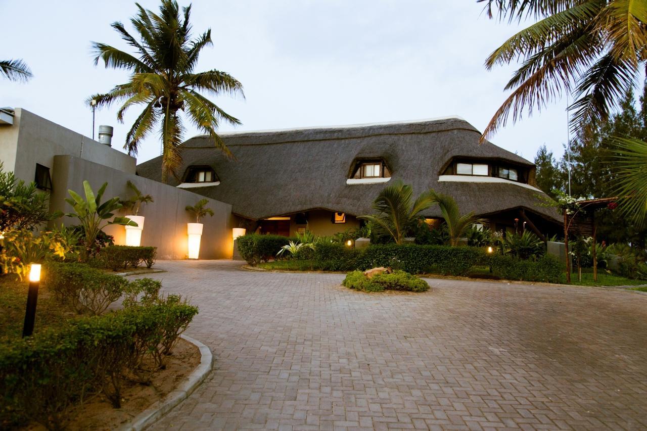 Barra Beach Club Inhambane Exterior photo